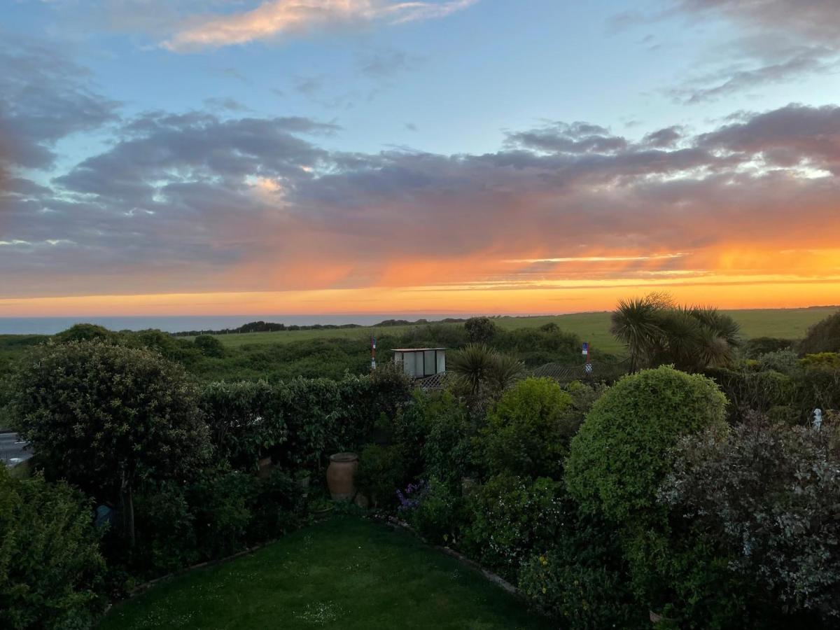 Cliff Top Garden Room Мілфорд-он-Сі Екстер'єр фото